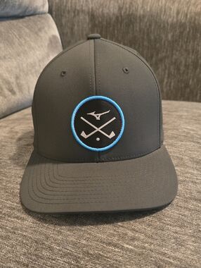Mizuno Golf Snapback Hat - FlexFit 110